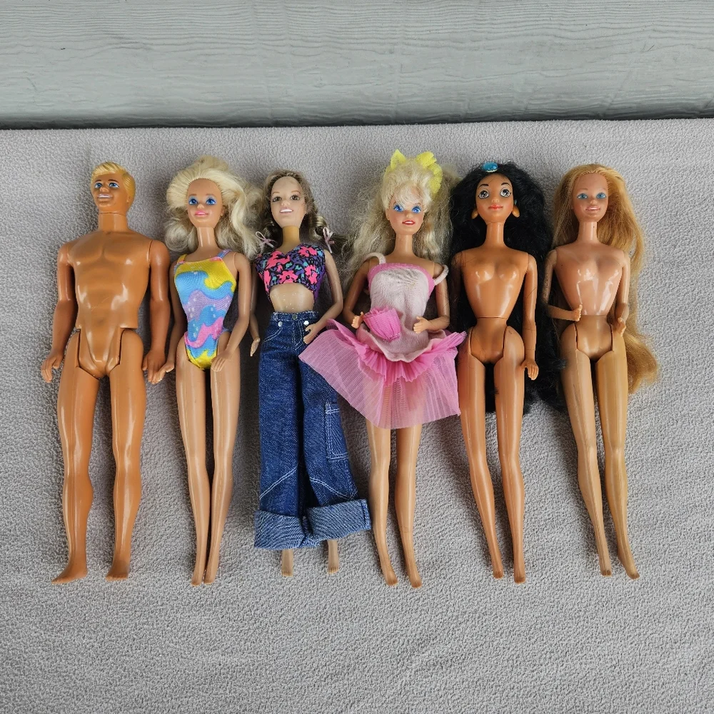 VTG Assorted Barbie Ken Doll Lot of 6 Twist N Turn Britney Spears Beach Mattel